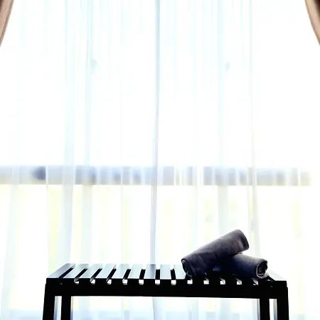 Melaka Relax Home - 6 Pax - Seaview Corner Unit - 6 Min To Historical Spot & Jonker Malacca Exterior photo