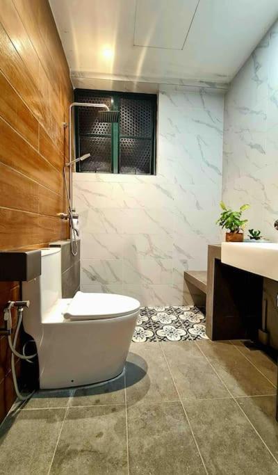 Melaka Relax Home - 6 Pax - Seaview Corner Unit - 6 Min To Historical Spot & Jonker Apartment *