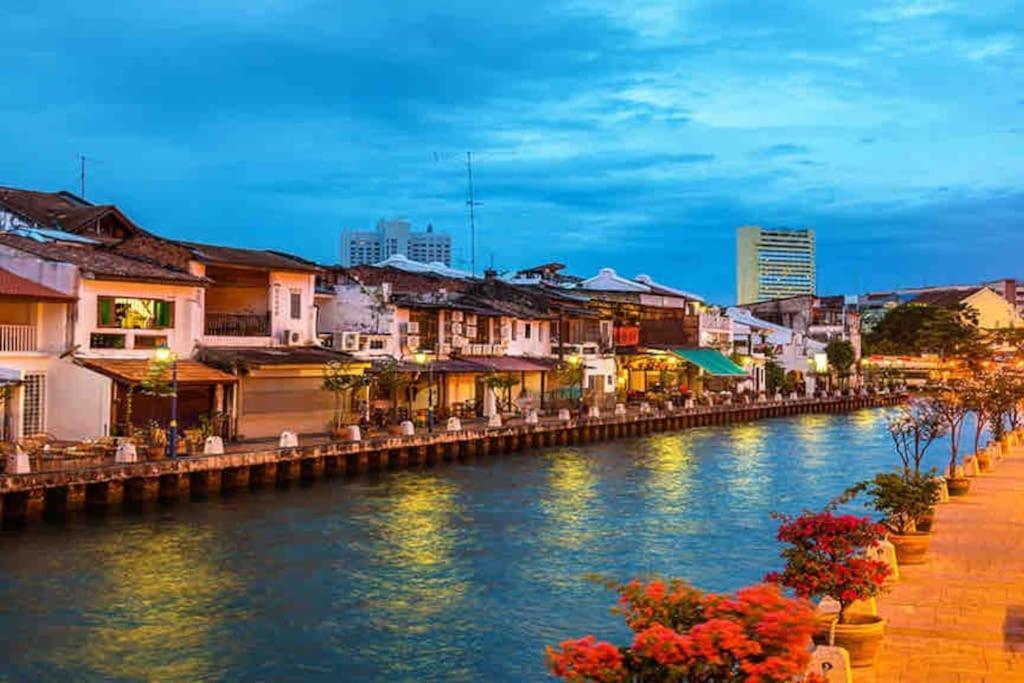 Apartment Melaka Relax Home - 6 Pax - Seaview Corner Unit - 6 Min To Historical Spot & Jonker Malacca
